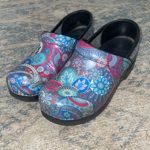Dansko  flower nursing clogs size 6 - or 36